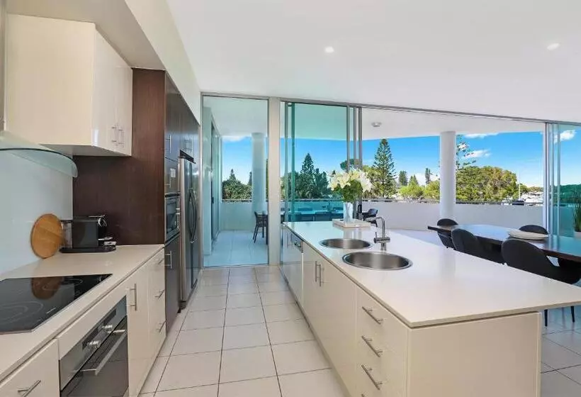 Element On Coolum Beach