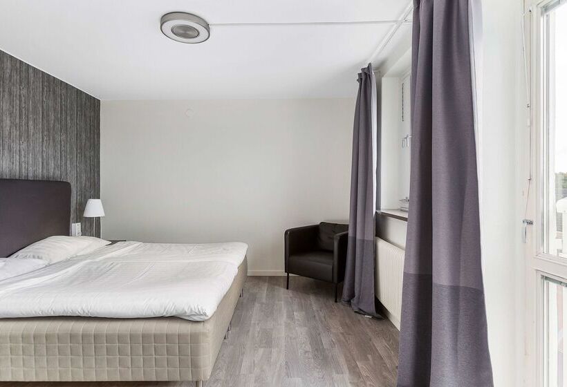 Best Western Hotel Tranas Statt