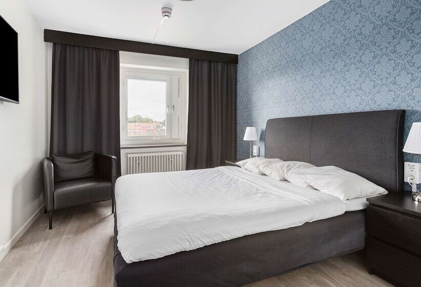 Best Western Hotel Tranas Statt