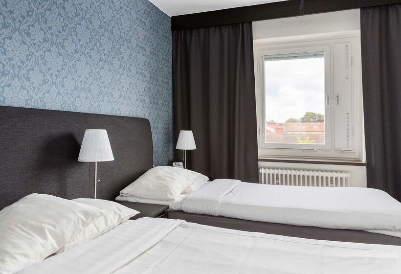 Best Western Hotel Tranas Statt