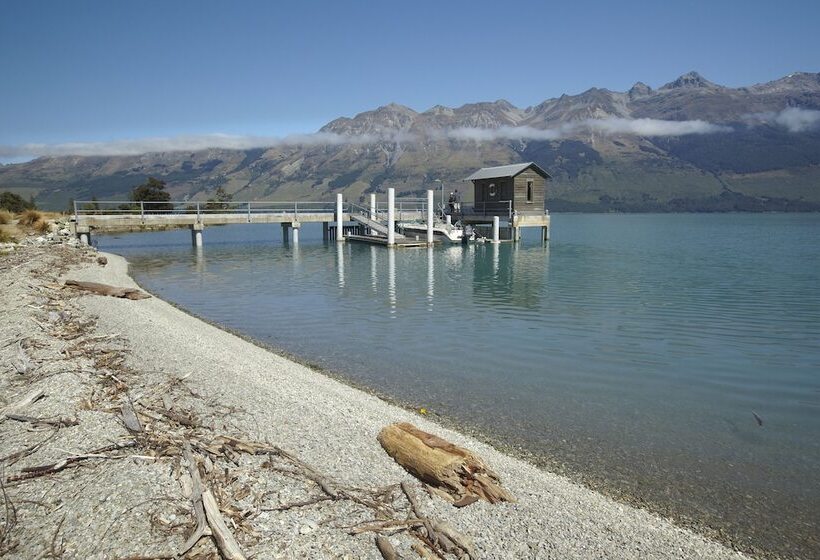 Отель Blanket Bay