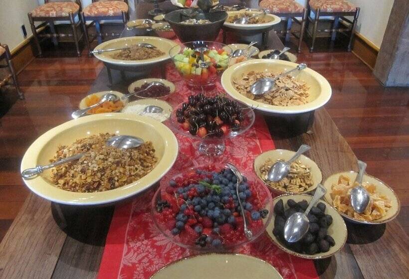 Отель Blanket Bay