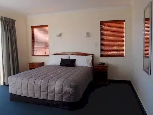 酒店 Breakwater Apartments