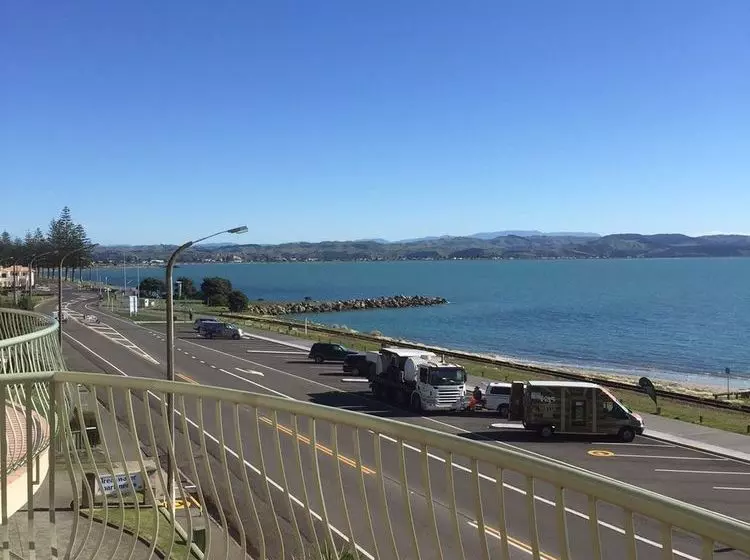 酒店 Breakwater Apartments