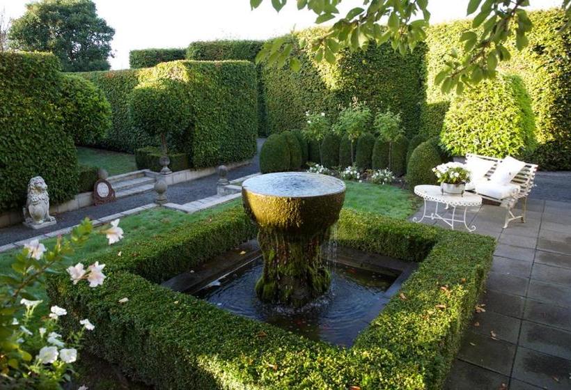 Отель Briarwood Greytown Boutique