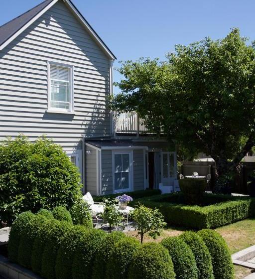 Отель Briarwood Greytown Boutique