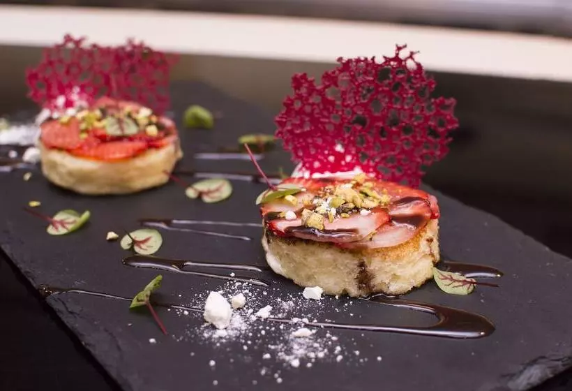 Hotel Courtyard By Marriott St. Petersburg Center