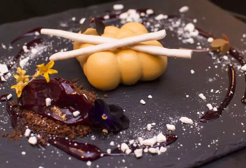 Hotel Courtyard By Marriott St. Petersburg Center