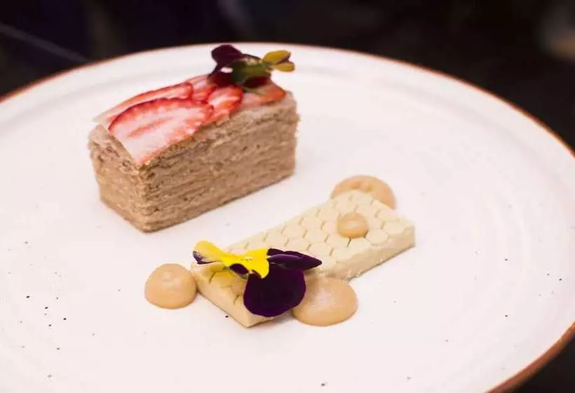 Hotel Courtyard By Marriott St. Petersburg Center