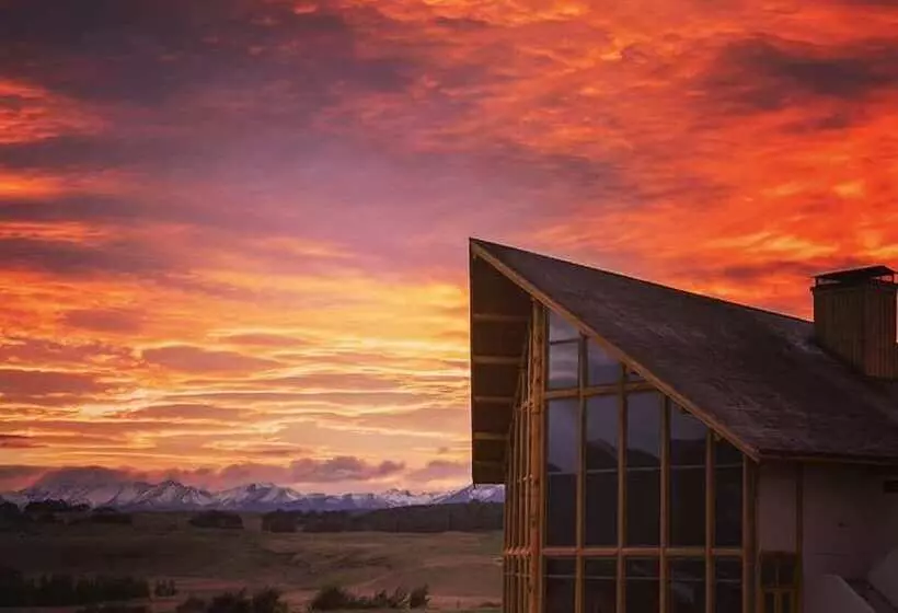 ホテル Fiordland Lodge