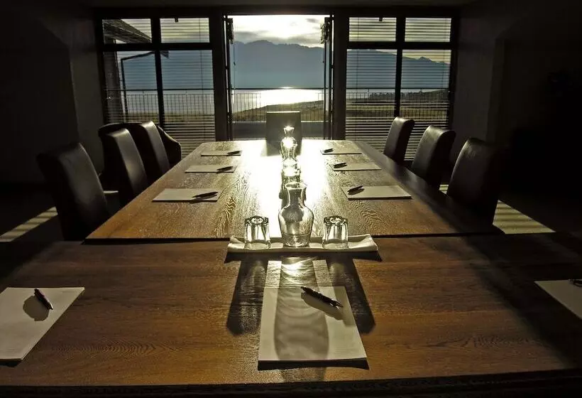 ホテル Fiordland Lodge