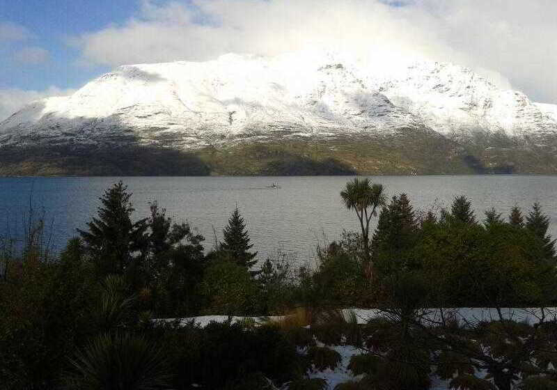 호텔 Hidden Lodge Queenstown