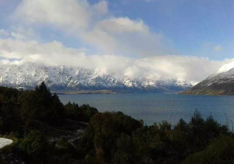 Otel Hidden Lodge Queenstown