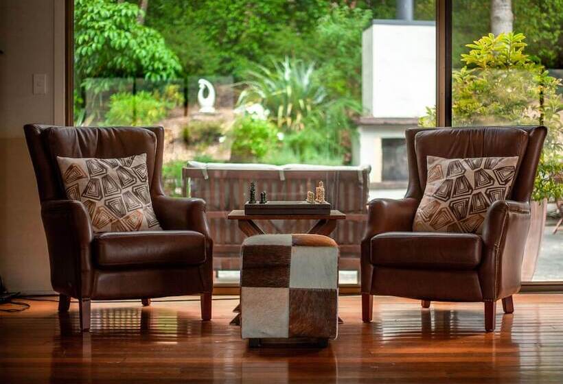 호텔 Hidden Lodge Queenstown