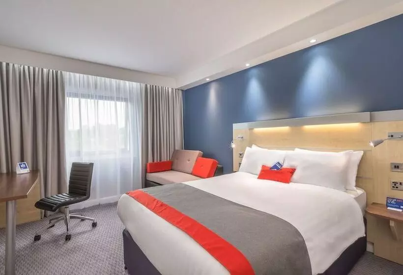 ホテル Holiday Inn Express Kettering, An Ihg