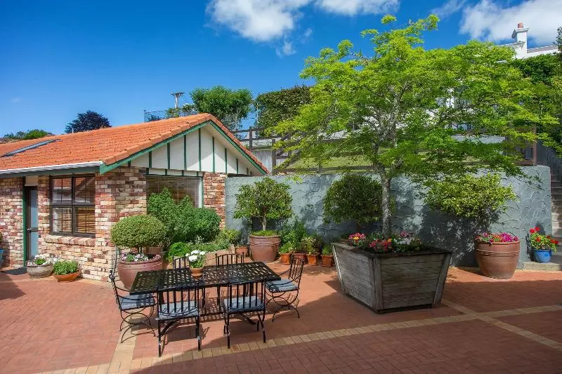 Hotell On The Point  Lake Rotorua