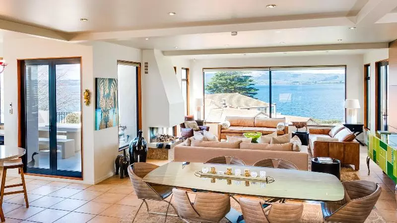 Hotell On The Point  Lake Rotorua