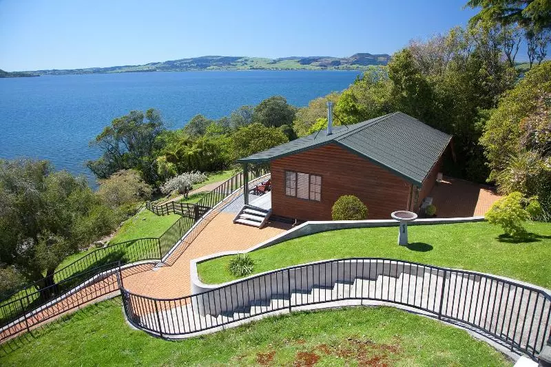 Hotell On The Point  Lake Rotorua