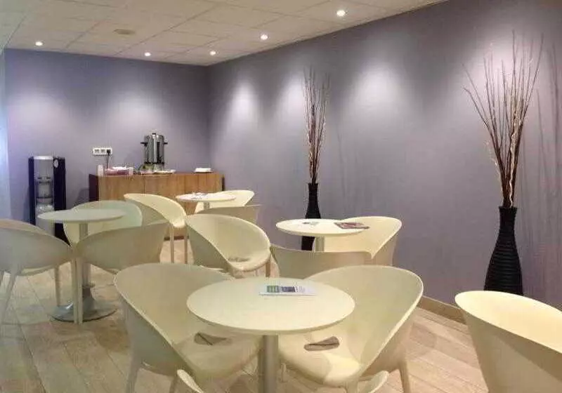 هتل Hôtel Valdys Thalasso & Spa L Escale Marine