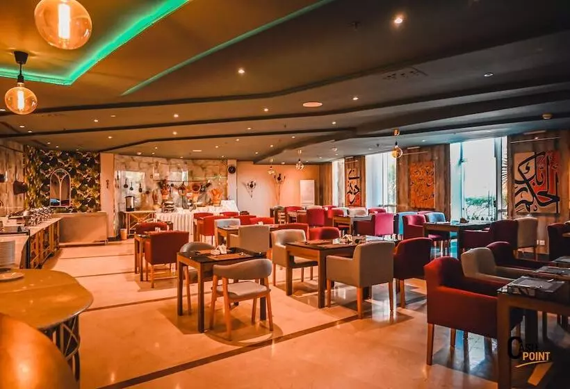 Hotel Ramada By Wyndham Al Khobar