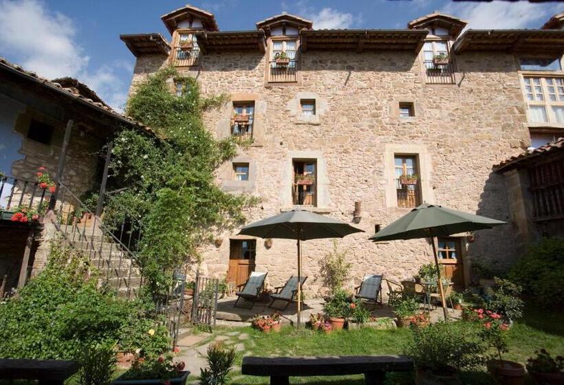 교외 호텔 Posada La Trebede