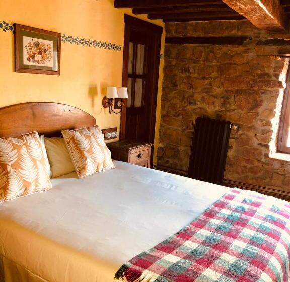 乡村酒店 Posada La Trebede