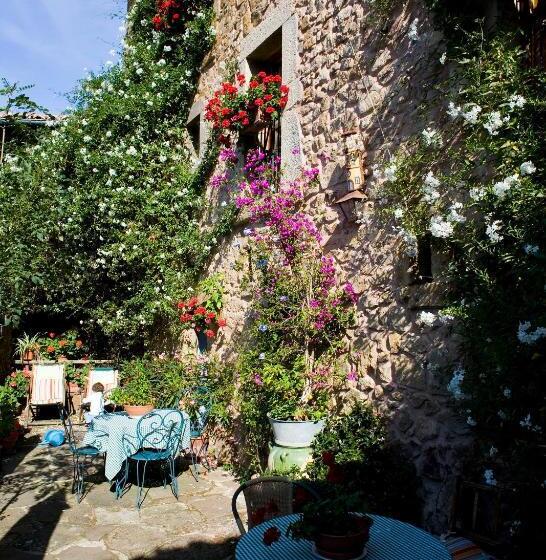 乡村酒店 Posada La Trebede