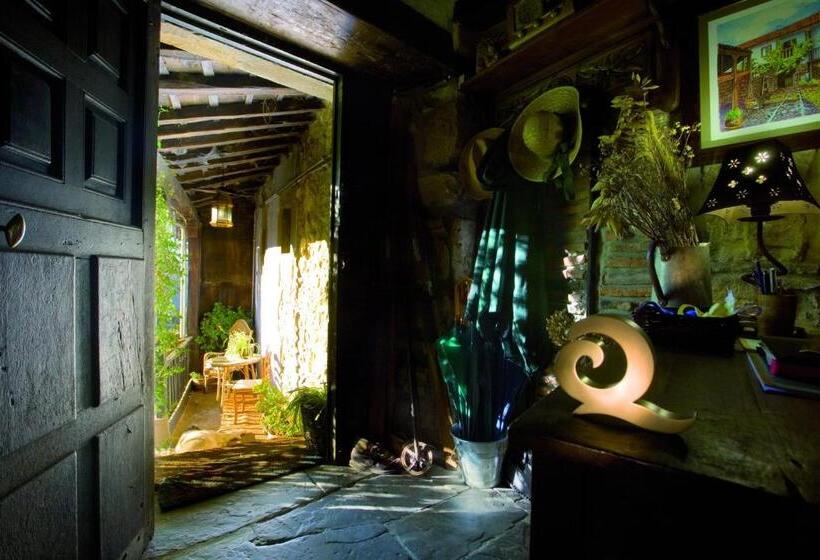 교외 호텔 Posada La Trebede