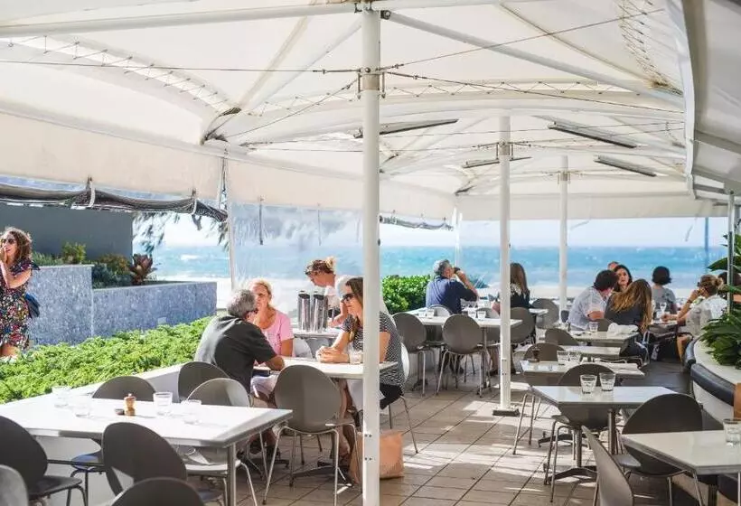 Отель Tingirana Noosa