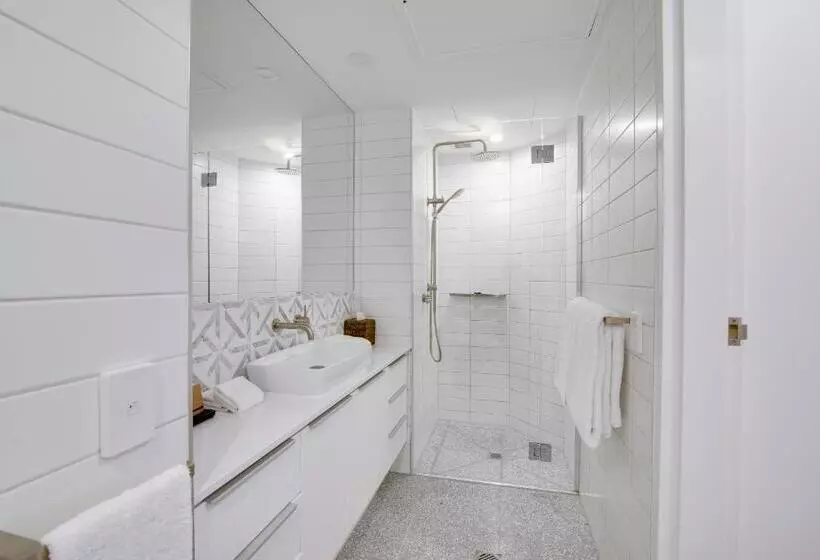 Отель Tingirana Noosa