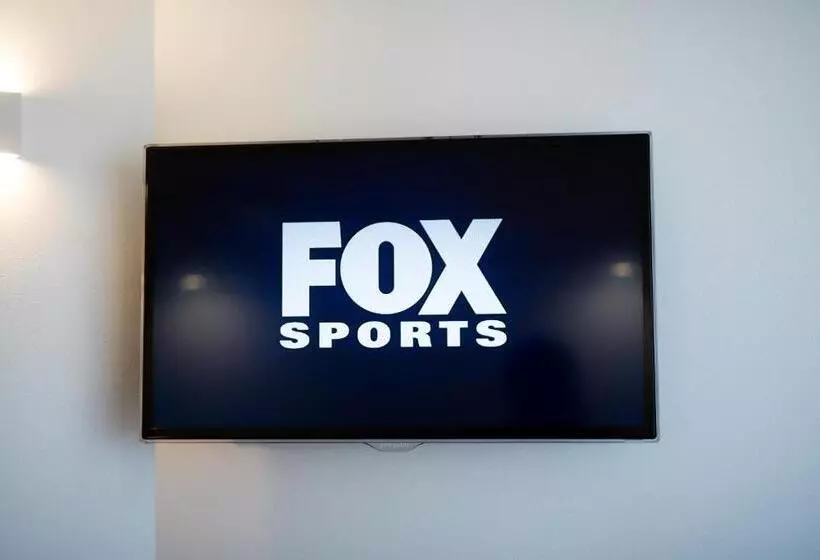 Отель Tingirana Noosa