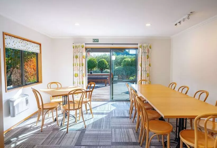 호텔 Wanaka Springs Lodge