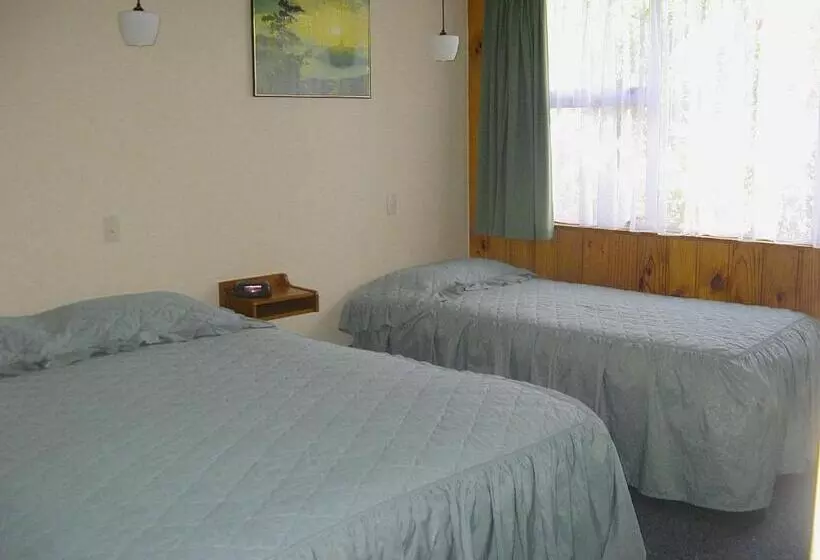 Tongariro River Motel