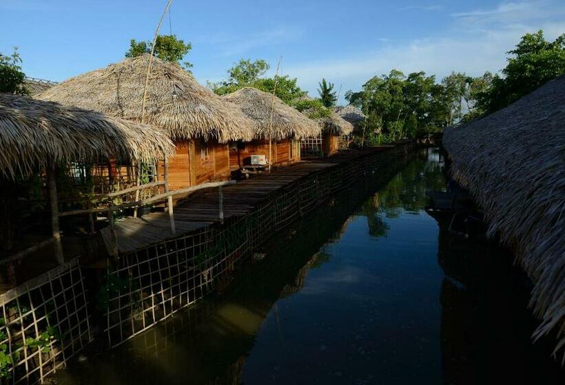 ホテル Baan​ Tonlamphu​ Pakpra