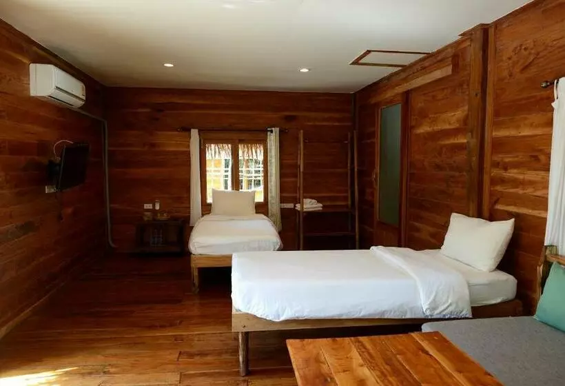 ホテル Baan​ Tonlamphu​ Pakpra