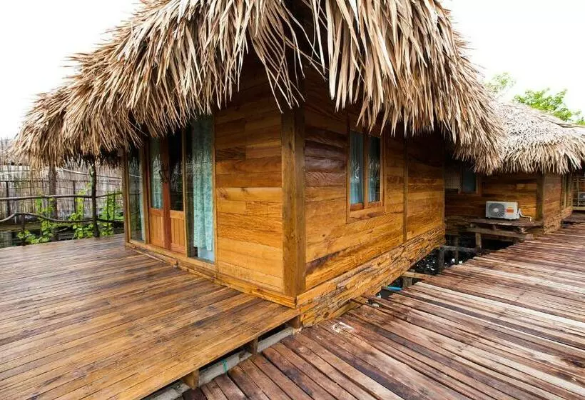 ホテル Baan​ Tonlamphu​ Pakpra