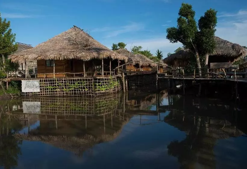 ホテル Baan​ Tonlamphu​ Pakpra