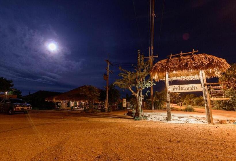 ホテル Baan​ Tonlamphu​ Pakpra