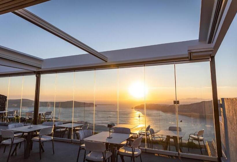 Hotel Divine Cave Experience