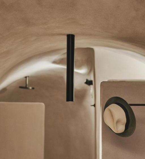 Hotel Divine Cave Experience