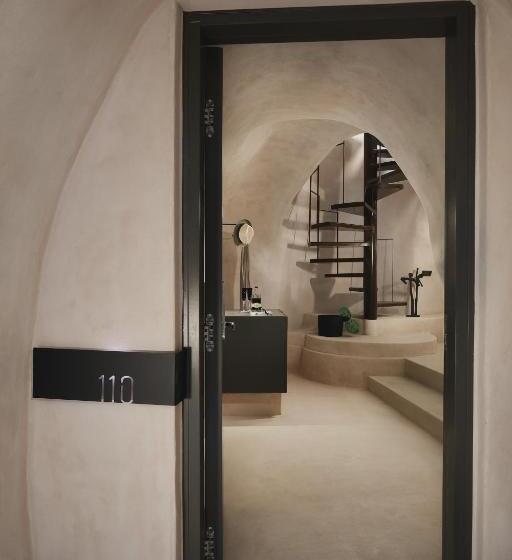 Hotel Divine Cave Experience