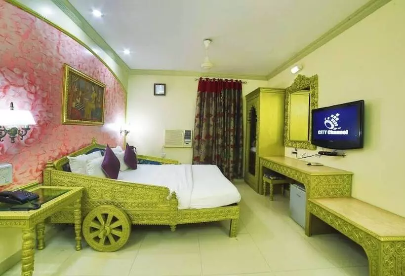 Hôtel Samrat International