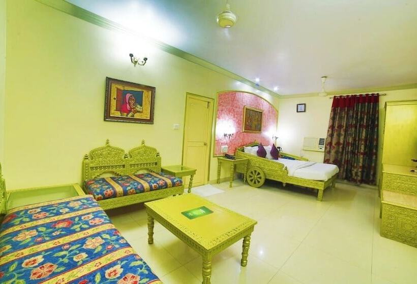 호텔 Samrat International