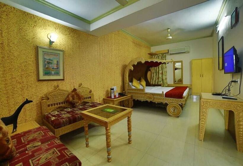 호텔 Samrat International