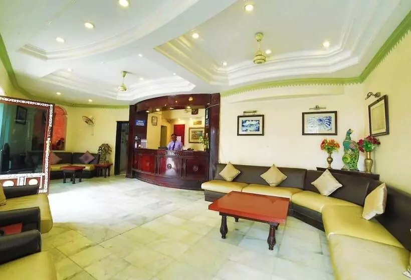 Hôtel Samrat International