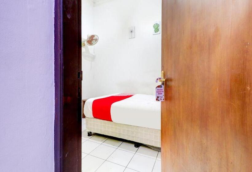 هتل Wisma Acidalia Syariah