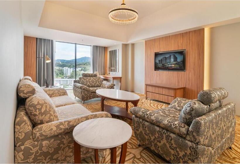 Zenith Hotel Cameron