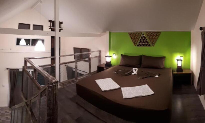 Курорт Phayam Friends