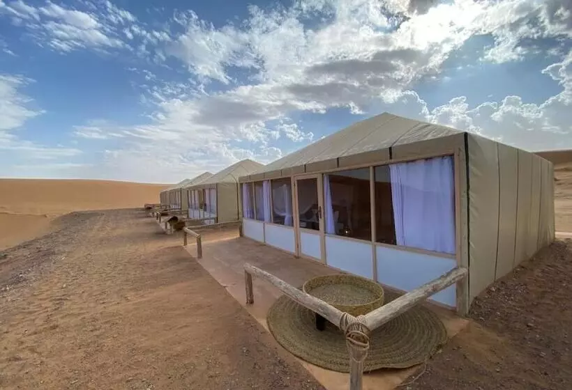 Hotelli Itran Royal Camp