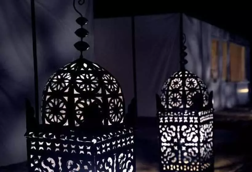 Hotelli Itran Royal Camp